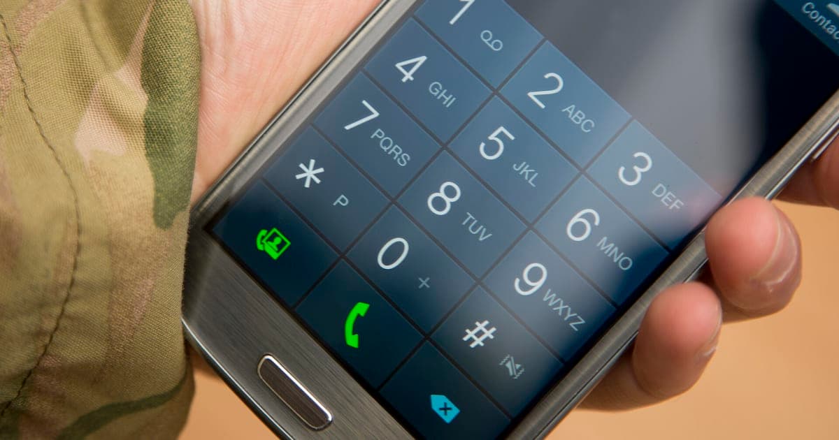 Smartphone makers bet on AI judgement as hardware plateaus