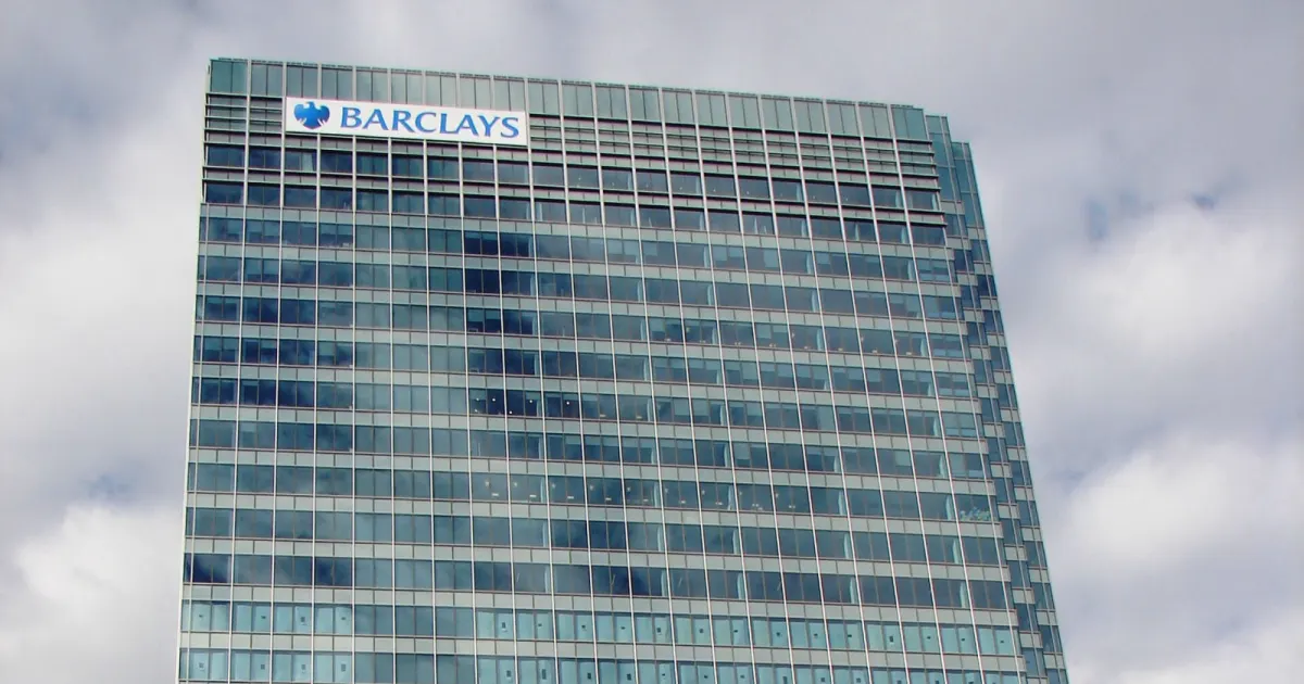 Thousands of Barclays Staff Revolt Over Return-to-Office Mandate as Union Demands Travel Compensation