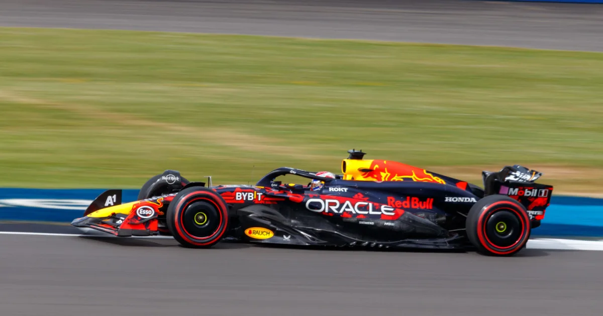 Max Verstappen Overtakes 100 Amateur Karters in Just 14 Laps at Silverstone Exhibition Race
