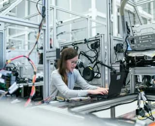 US Manufacturing Contracts for Seventh Month as ISM PMI Registers 49.1 Percent in September
