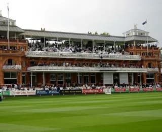 Middlesex Chair Richard Sykes to Resign After Ex-Players Led by Mike Gatting Demand Change